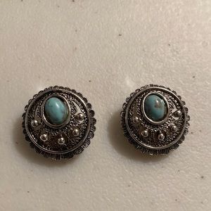 Sarah Coventry Silver tone W/Faux Turquoise Concho Clip On Earrings